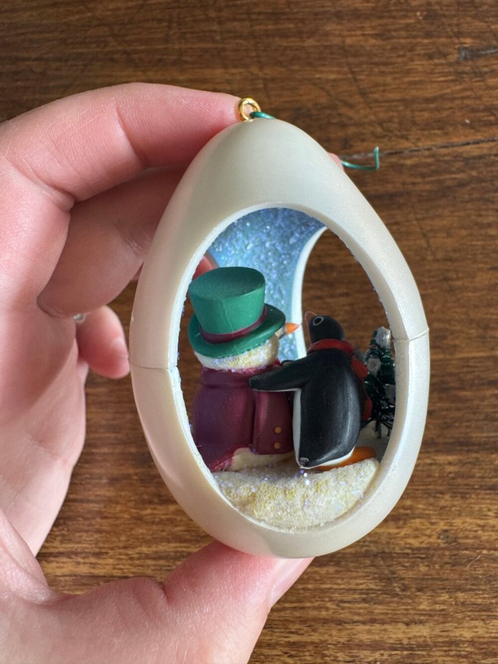 Four Penguin Ornament by Hallmark Collector's Series 1989, 1990, 1991 or 1992 - Picture 7 of 16
